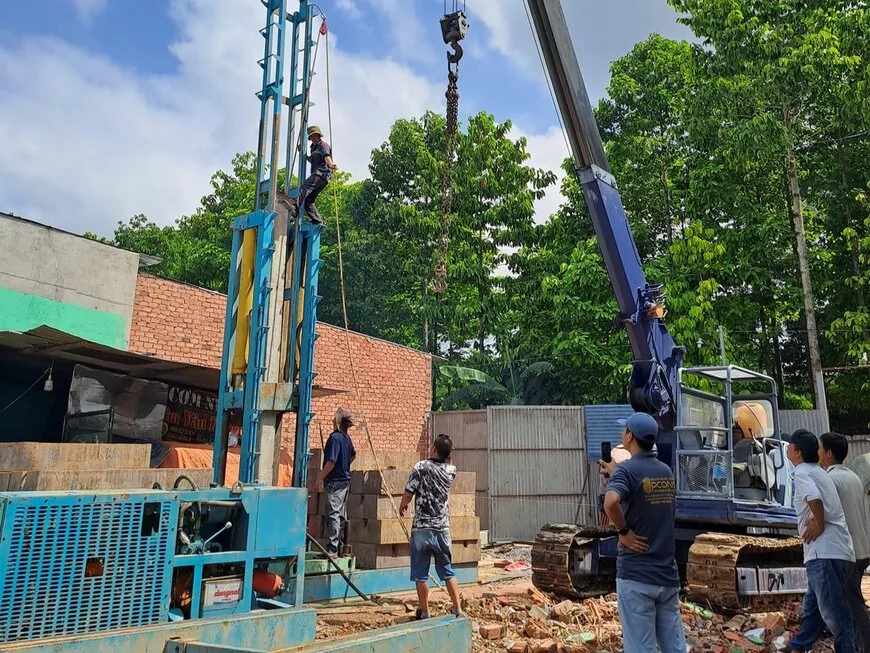 Đội ngũ nhân viên chuyên nghiệp và tận tình