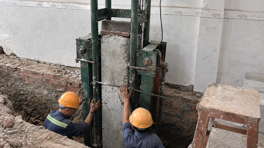 Gia cố móng nâng tầng bằng phương pháp ép cọc neo