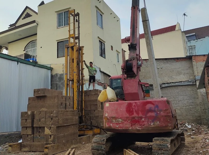 Kiểm tra đồng hồ lực ép của thiết bị